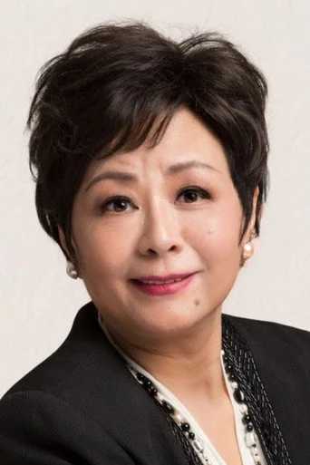 Chân dung May Che Yuet-Mei