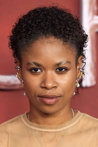 Chân dung Christelle Elwin