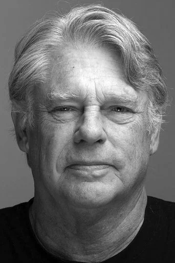 Chân dung Graham Beckel