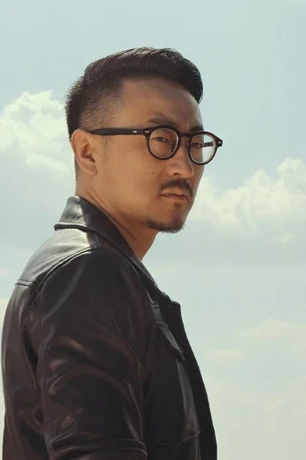 Chân dung Dou Yikun
