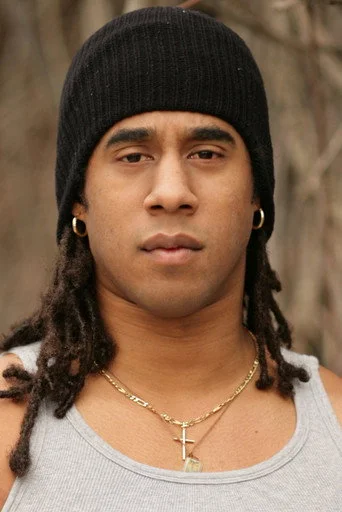 Chân dung Lateef Crowder