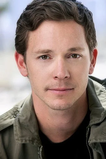 Chân dung Brandon Ray Olive