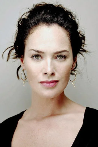 Chân dung Lena Headey