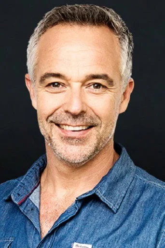 Chân dung Cameron Daddo