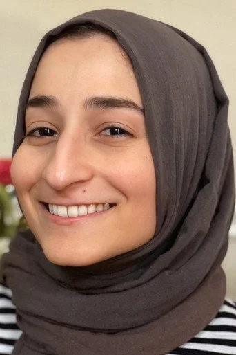 Chân dung Eman Abdul-Razzak