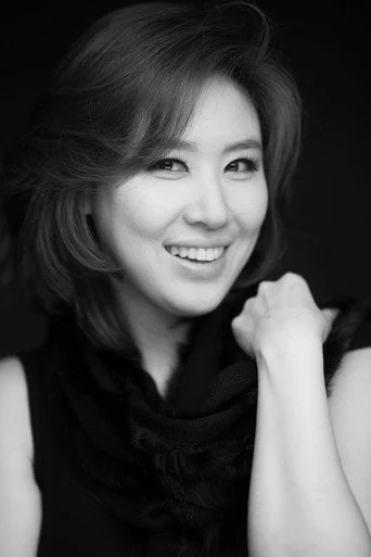 Chân dung Kim Sung-kyung