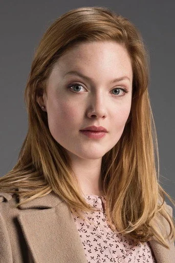 Chân dung Holliday Grainger