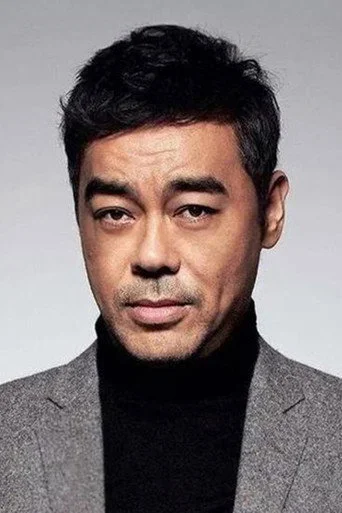 Chân dung Lau Ching-Wan
