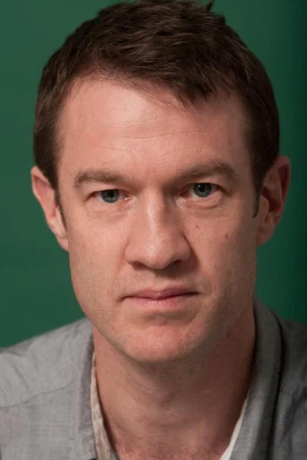 Chân dung Alex Dower