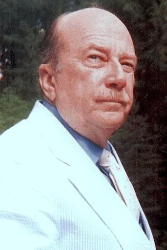 Chân dung Macon McCalman