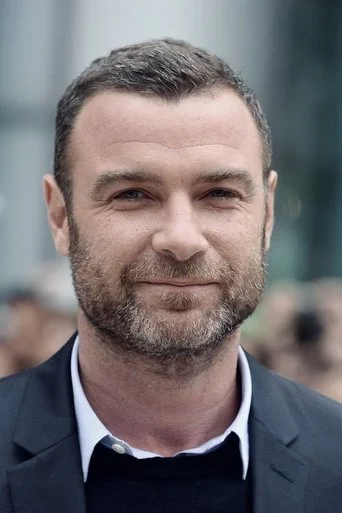Chân dung Liev Schreiber
