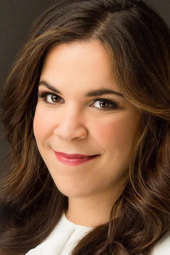Chân dung Lindsay Mendez