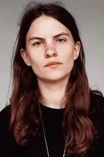 Chân dung Eliot Sumner