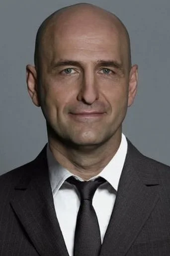 Chân dung James Biberi