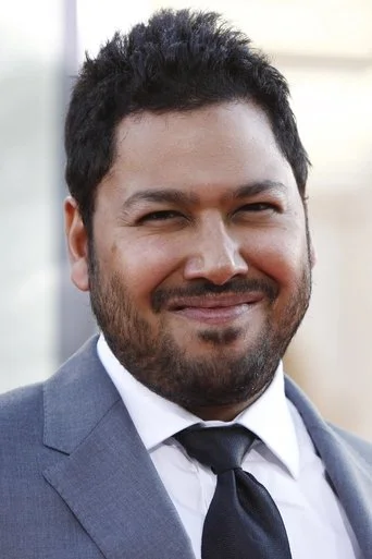 Chân dung Dileep Rao
