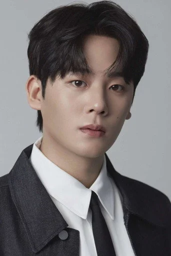 Chân dung Lee Jung-ha
