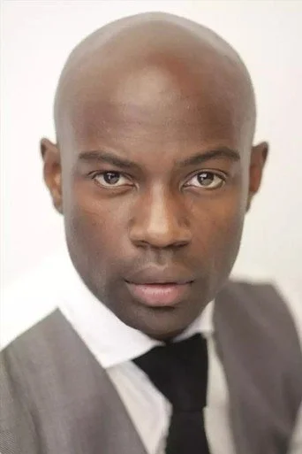 Chân dung David Gyasi
