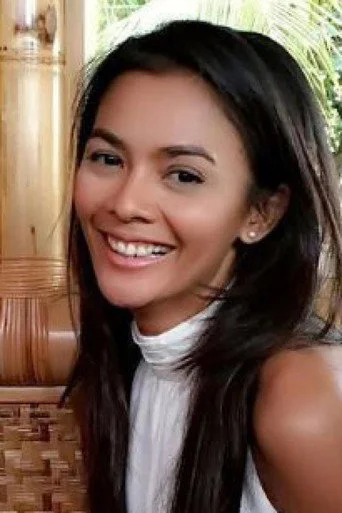 Chân dung Ully Triani