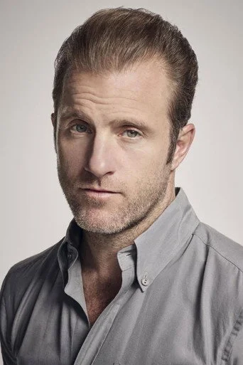 Chân dung Scott Caan