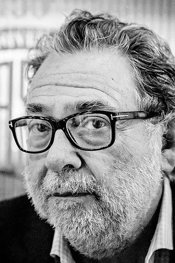 Chân dung Guillermo Navarro