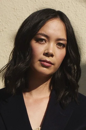 Chân dung Charlotte Nicdao