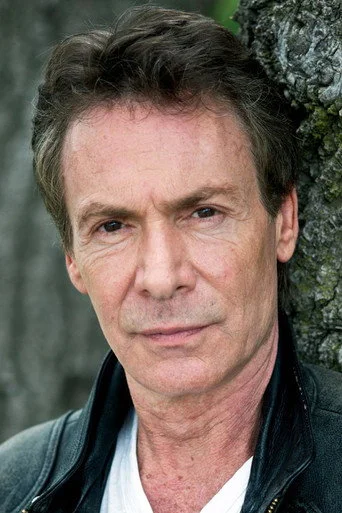 Chân dung Robin Sachs