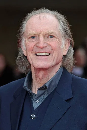 Chân dung David Bradley