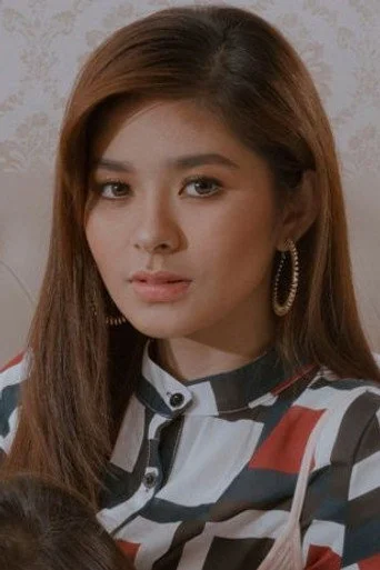 Chân dung Loisa Andalio