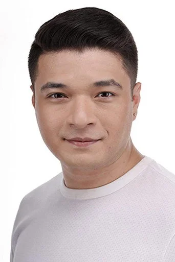 Chân dung Josef Elizalde