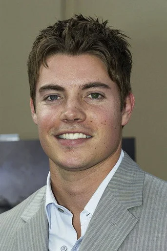Chân dung Josh Henderson