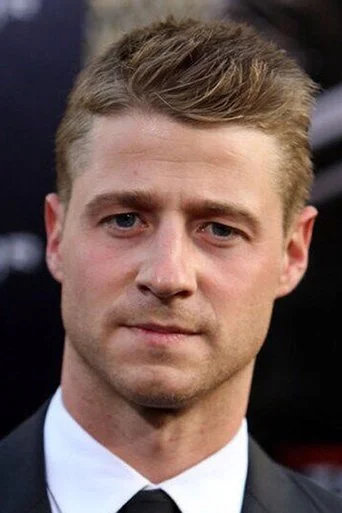 Chân dung Ben McKenzie