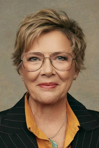 Chân dung Annette Bening
