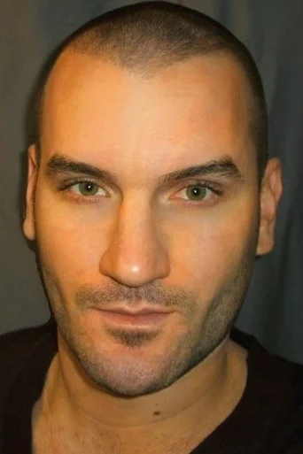 Chân dung Brian Stapf