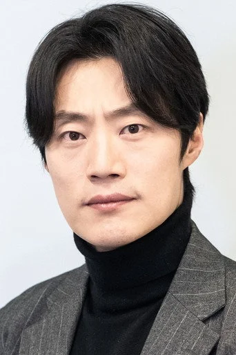 Chân dung Lee Hee Jun