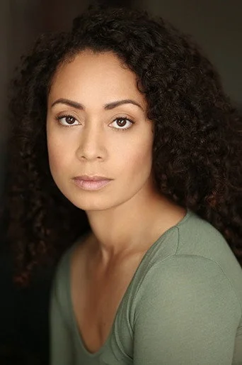 Chân dung Nicole Anthony