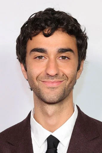 Chân dung Alex Wolff