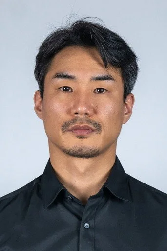 Chân dung Kang In-sung