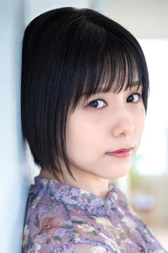 Chân dung Minami Tsuda
