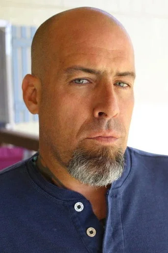 Chân dung Matthew T. Metzler