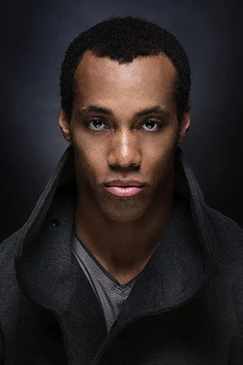 Chân dung Aaron Toney