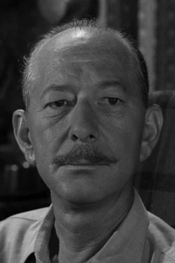 Chân dung Vaughn Taylor