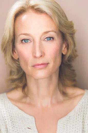 Chân dung Carrie Paff