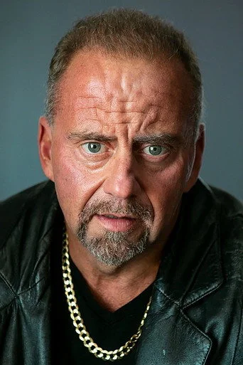 Chân dung Michael Kaycheck