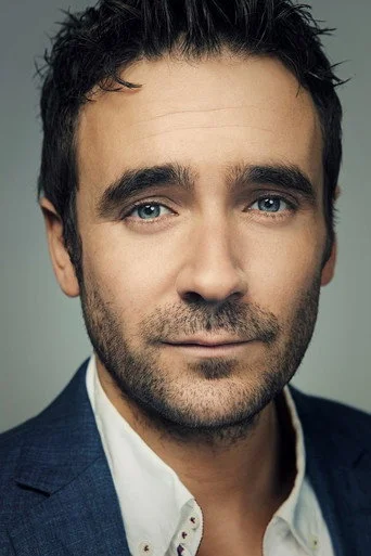Chân dung Allan Hawco