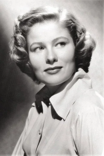 Chân dung Nancy Olson