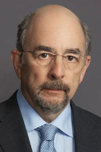 Chân dung Richard Schiff