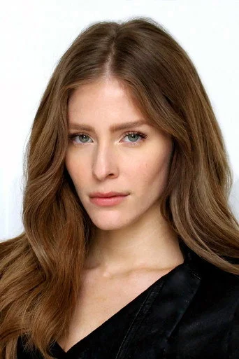 Chân dung Jordan Claire Robbins