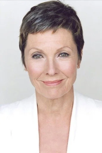 Chân dung Pamela Salem