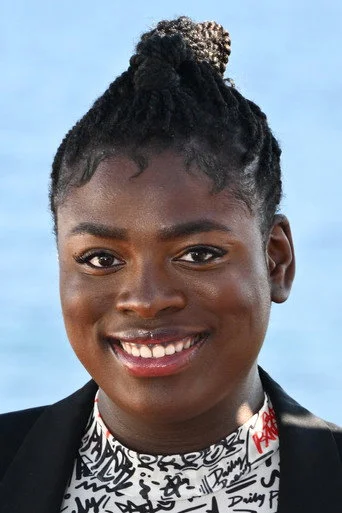 Chân dung Chinenye Ezeudu