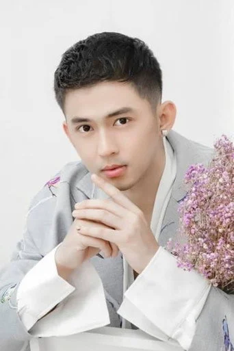 Chân dung Aung Min Khant